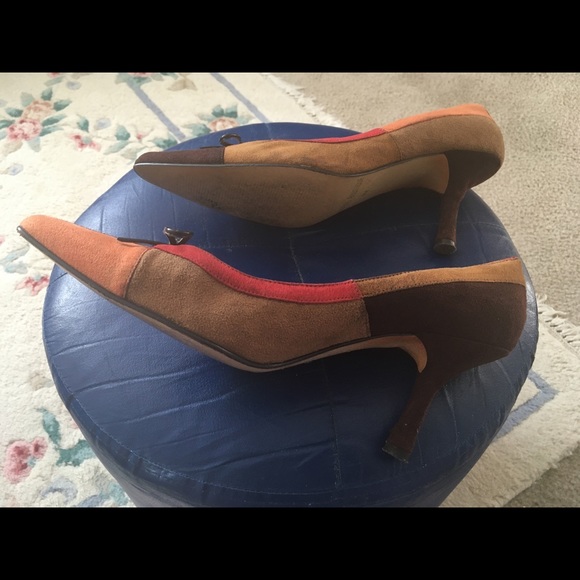 Shoes - Picture 3 of 4